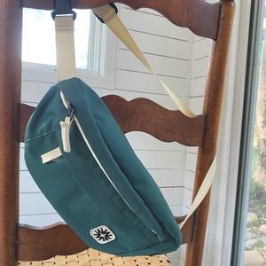 Walker family goods Louie sling